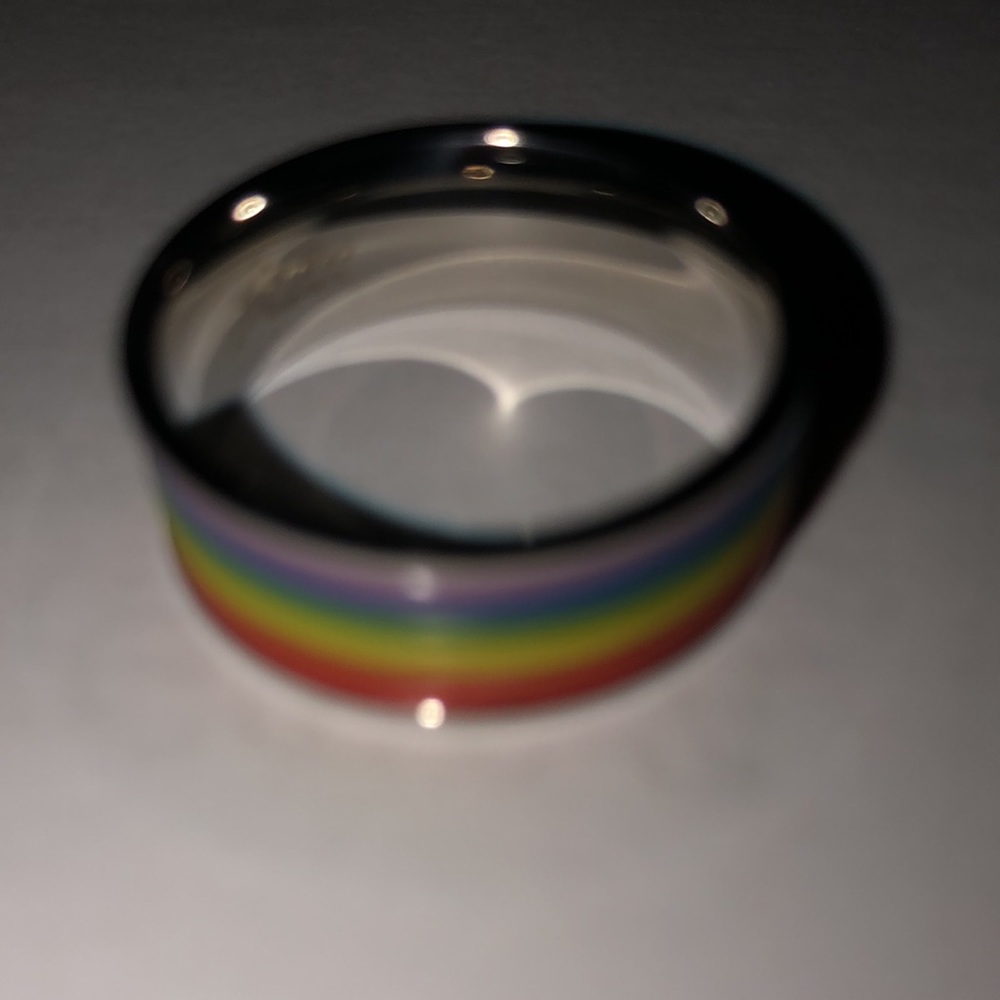 Rainbow 🌈 ring - Picture 4 of 5